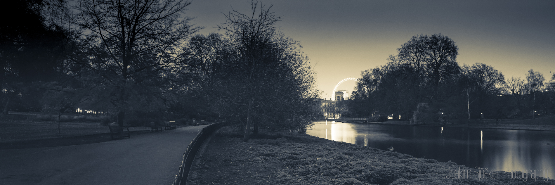 Joakim Sjöåker Photography st james park london night panorama 6x17 acros caffenol